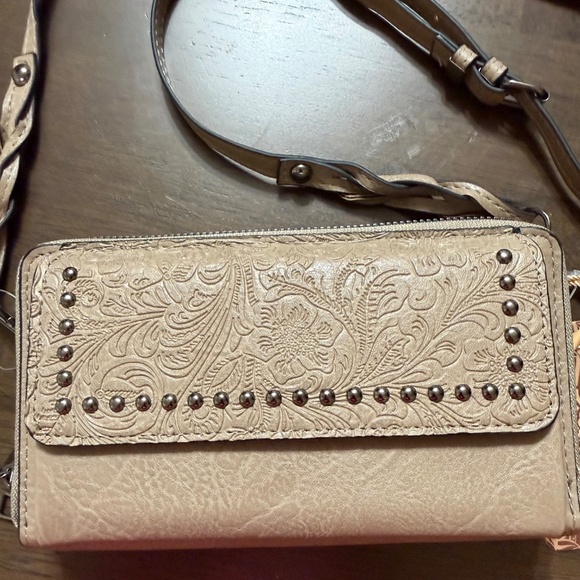 Sam & Hadley Embossed Wallet-On-A-String - Picture 3 of 16